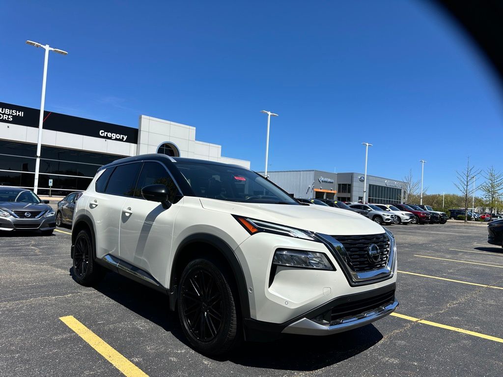 2021 Nissan Rogue Platinum AWD photo 4