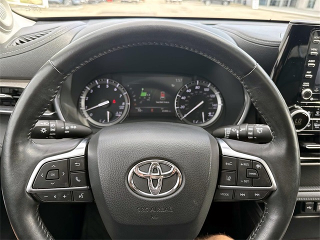 2020 Toyota Highlander Limited photo 28