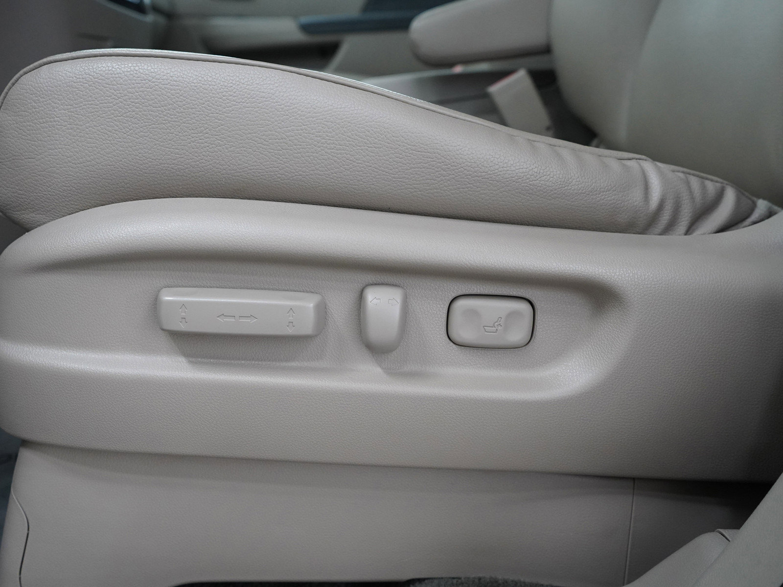 2017 Honda Odyssey Touring Elite photo 25
