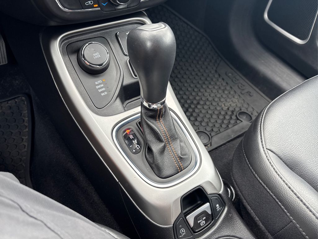 2019 Jeep Compass Latitude photo 29