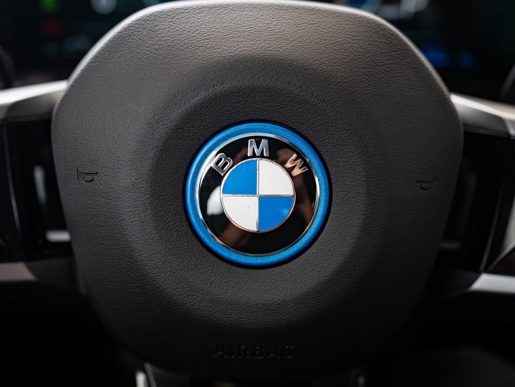2026 Bmw 550e 550e xDrive photo 25