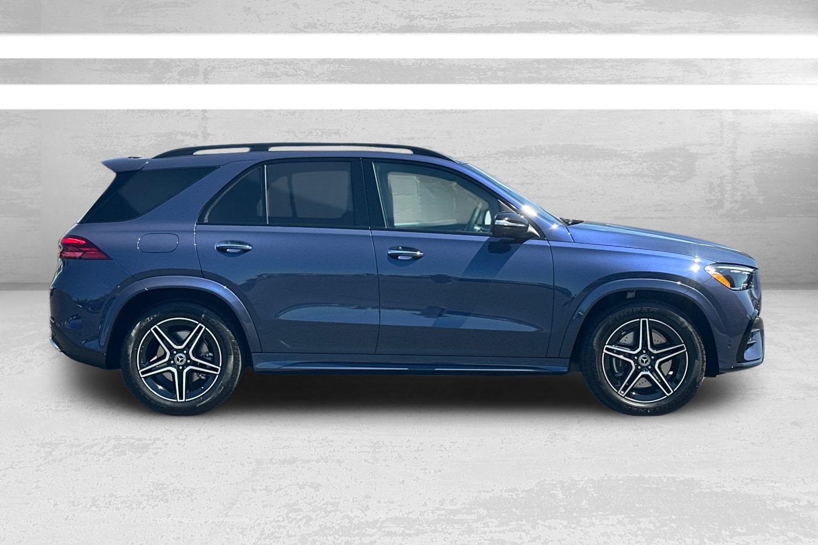 2026 Mercedes Benz GLE 450 4MATIC photo 2