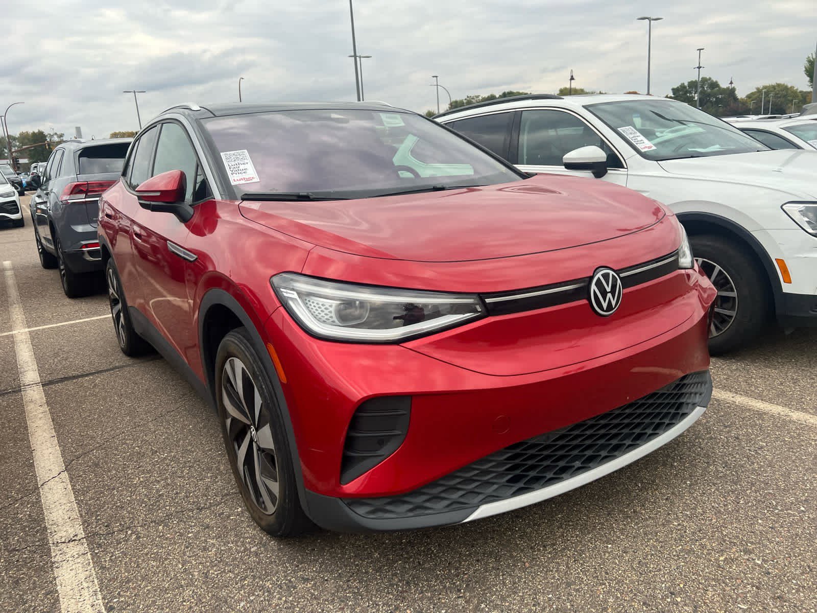 Certified 2021 Volkswagen ID.4 PRO S with VIN WVGUNPE22MP065611 for sale in Minneapolis, MN