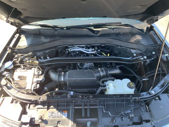 2024 Ford Explorer ST photo 8