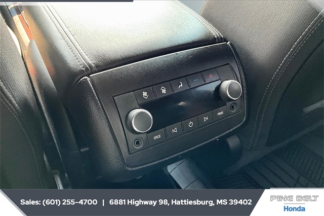2016 Chevrolet Traverse 2LT photo 21