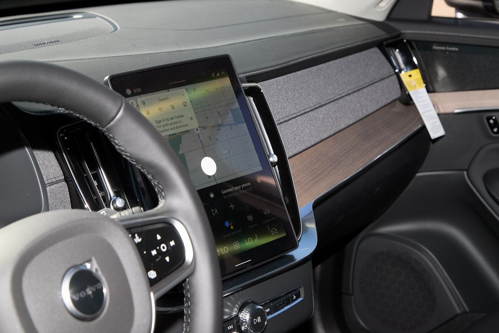 2026 VOLVO XC90 - Image 21