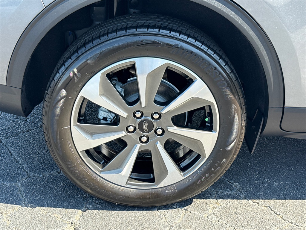 2023 Ford Escape Platinum photo 16