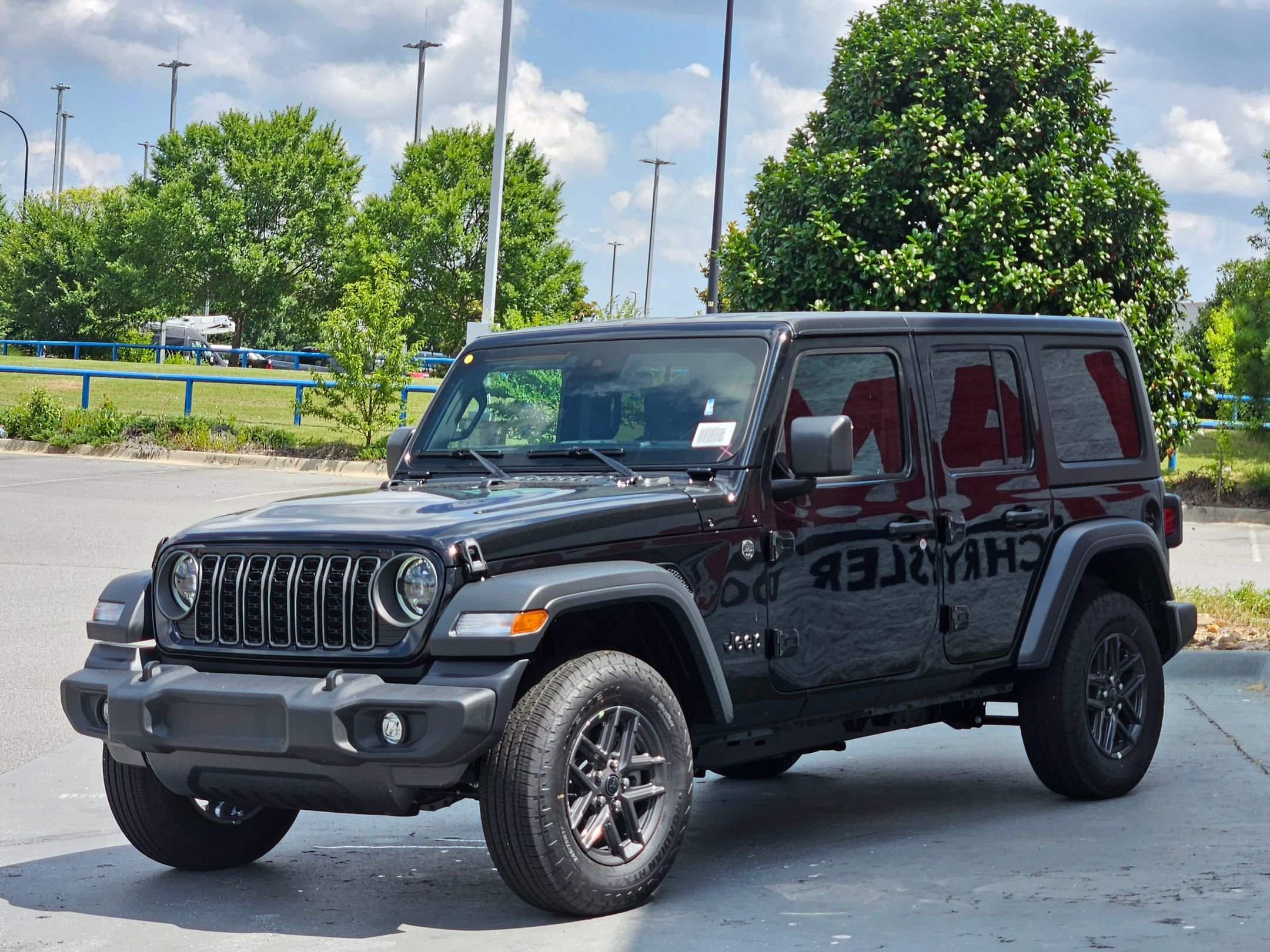 2025 Jeep Wrangler Sport S photo 3