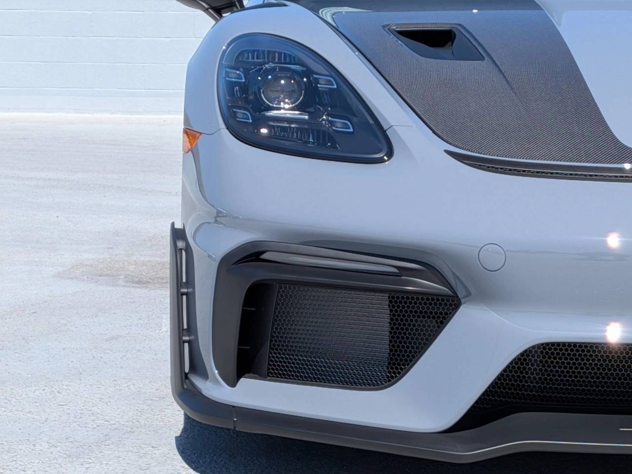 2025 Porsche Boxster Spyder photo 12