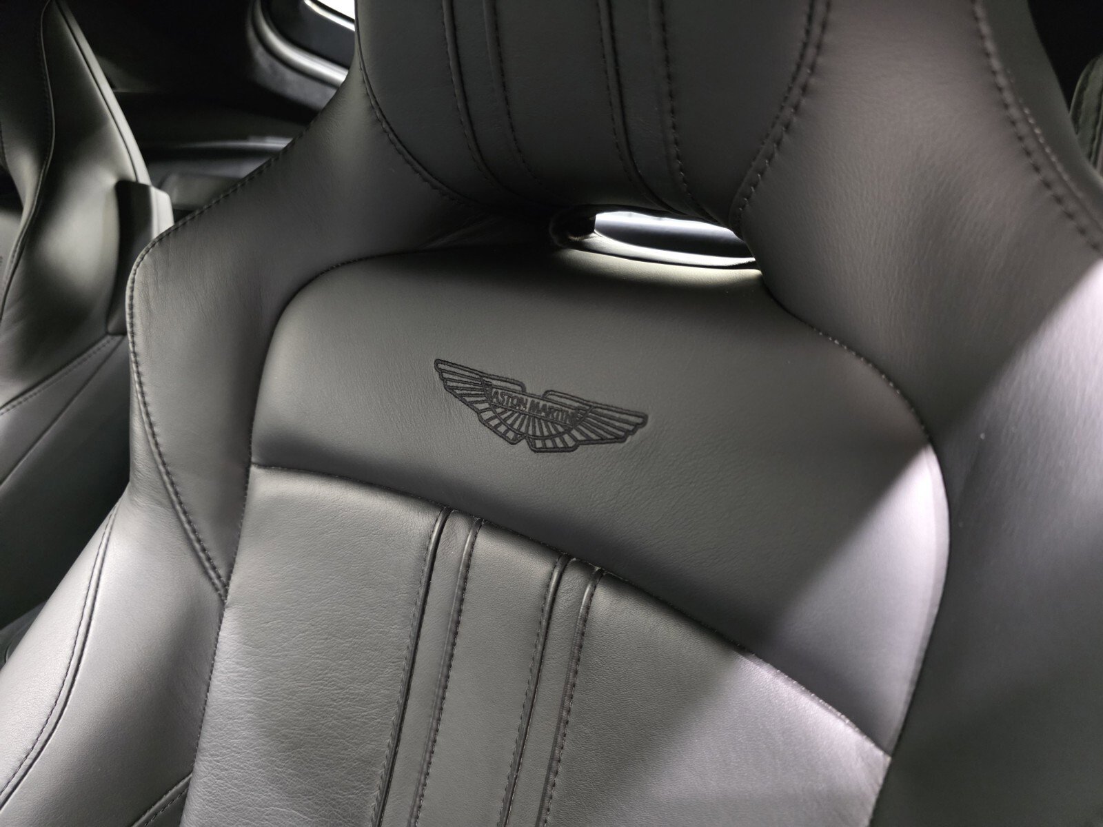 2020 Aston Martin Vantage AM6 photo 5