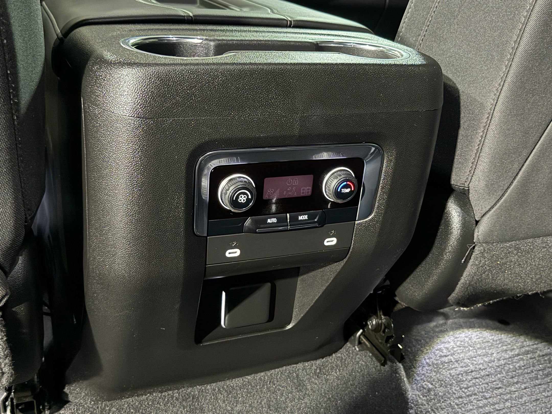 2023 Chevrolet Tahoe LS photo 32