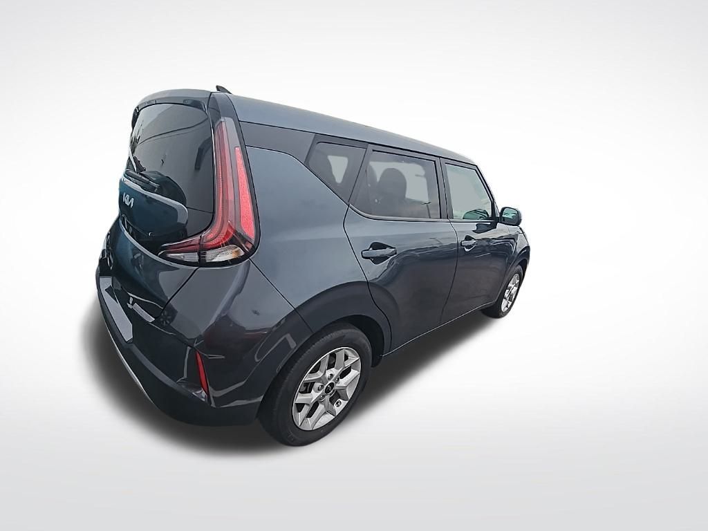 2023 Kia Soul LX photo 5