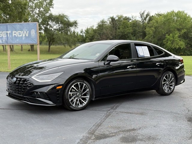 2020 Hyundai Sonata Limited photo 3