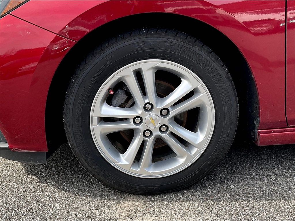 2018 Chevrolet Cruze LT photo 7