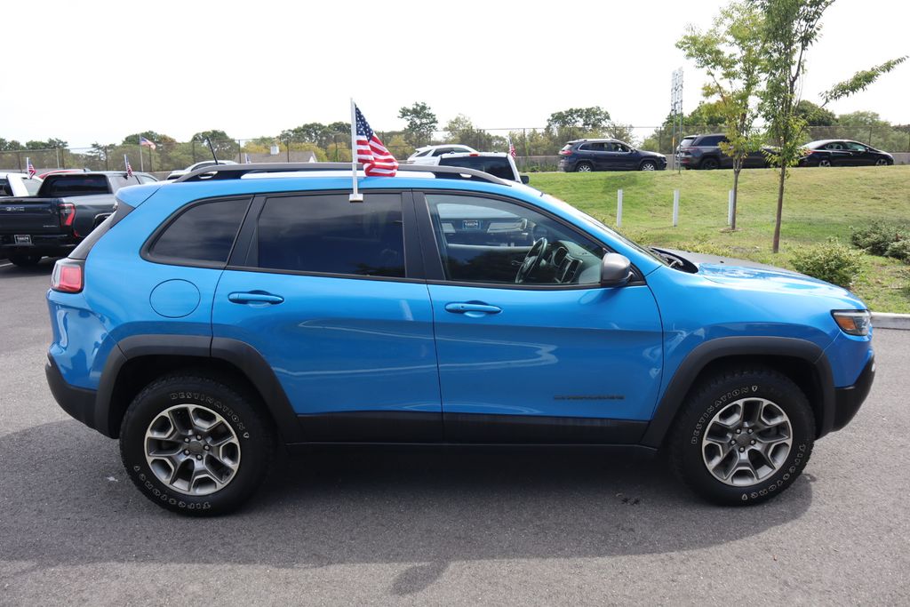 2020 Jeep Cherokee Trailhawk photo 4