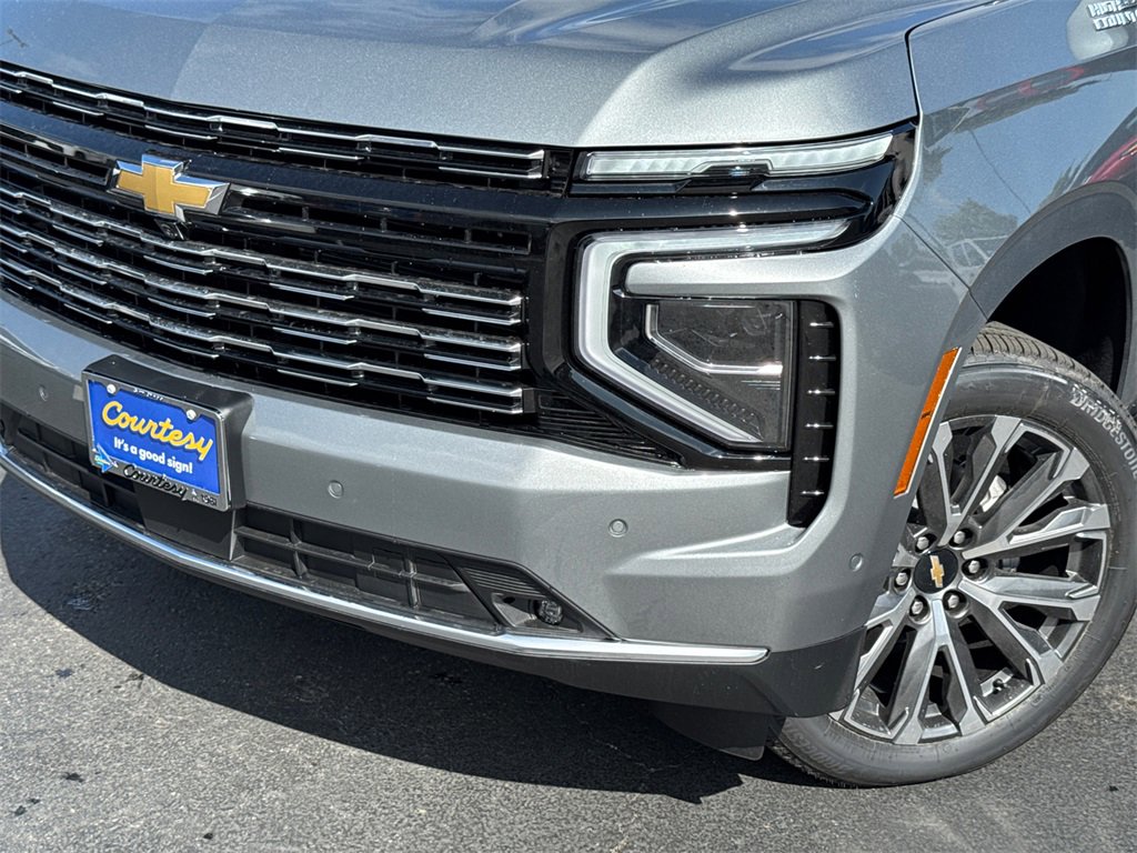2026 Chevrolet Tahoe High Country photo 2