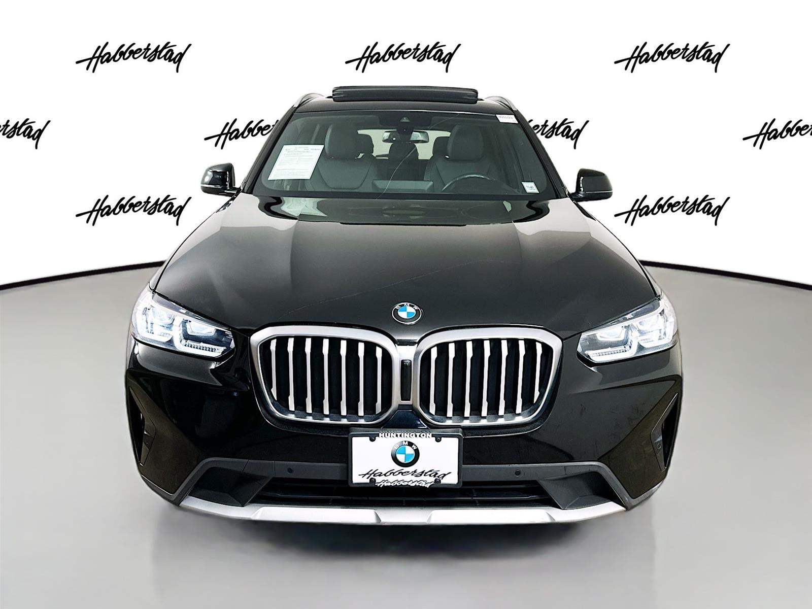 Used 2022 Jet Black BMW xDrive30i image 2