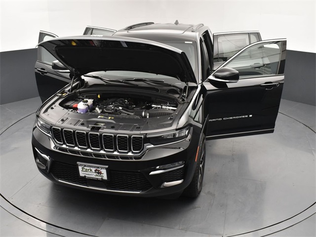 2025 Jeep Grand Cherokee Limited photo 26