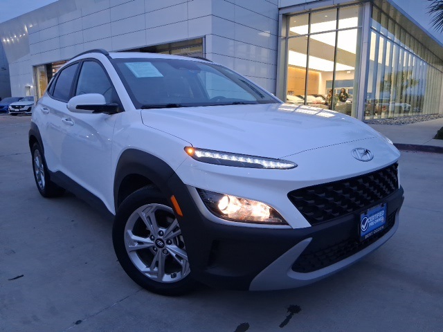 2023 Hyundai Kona SEL's photo