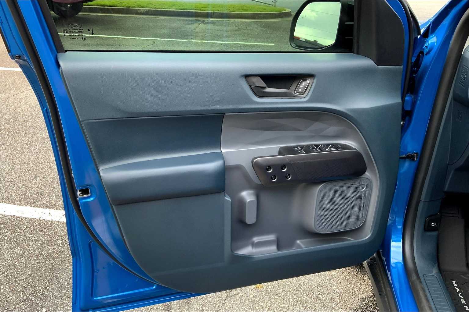 2025 Ford Maverick XLT photo 10