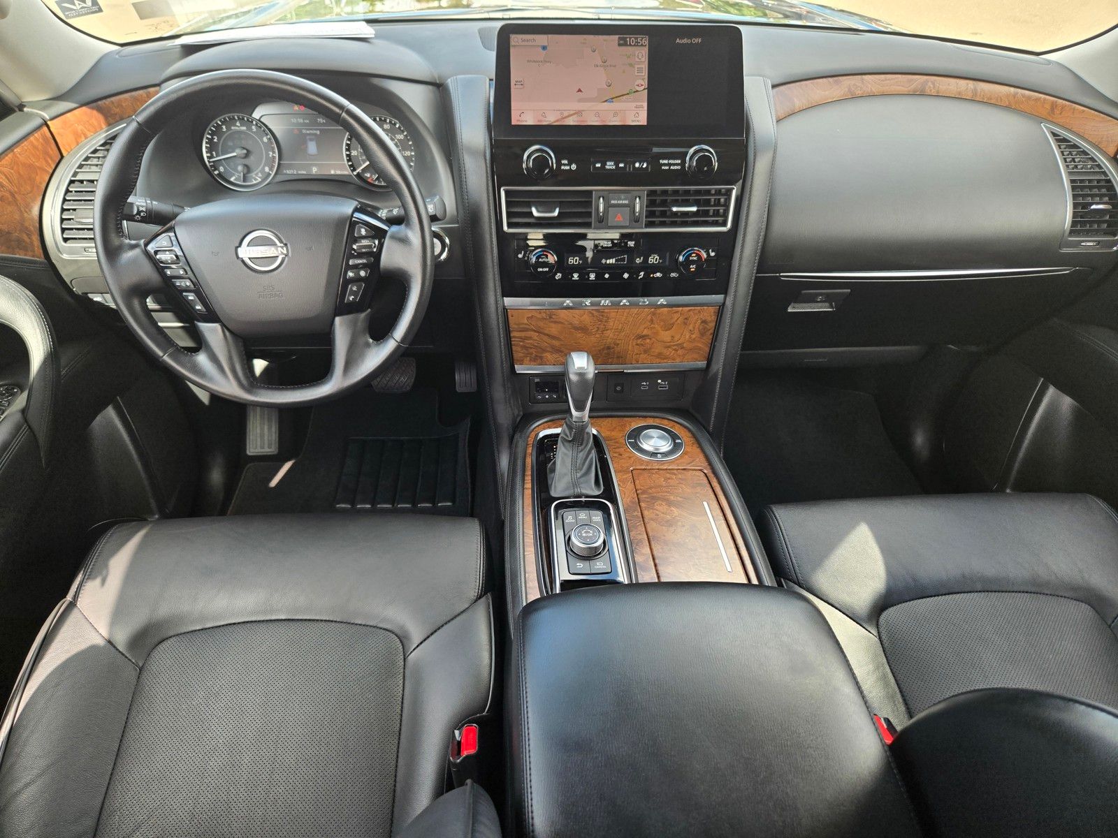 2024 Nissan Armada SL photo 13