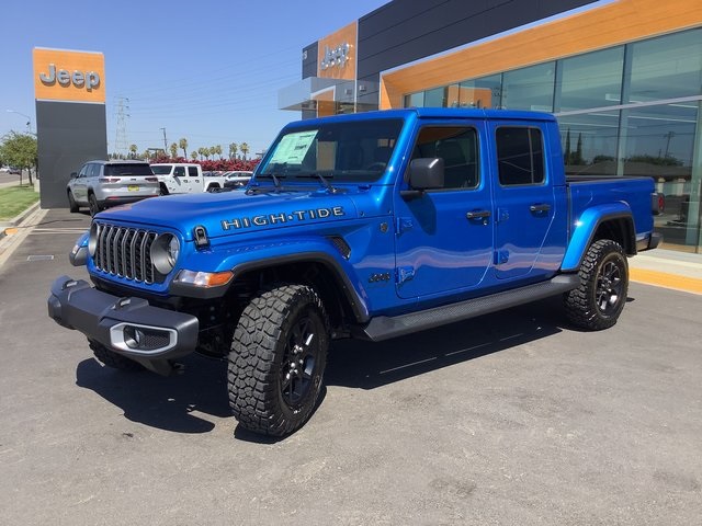 2025 Jeep Gladiator Sport photo 5