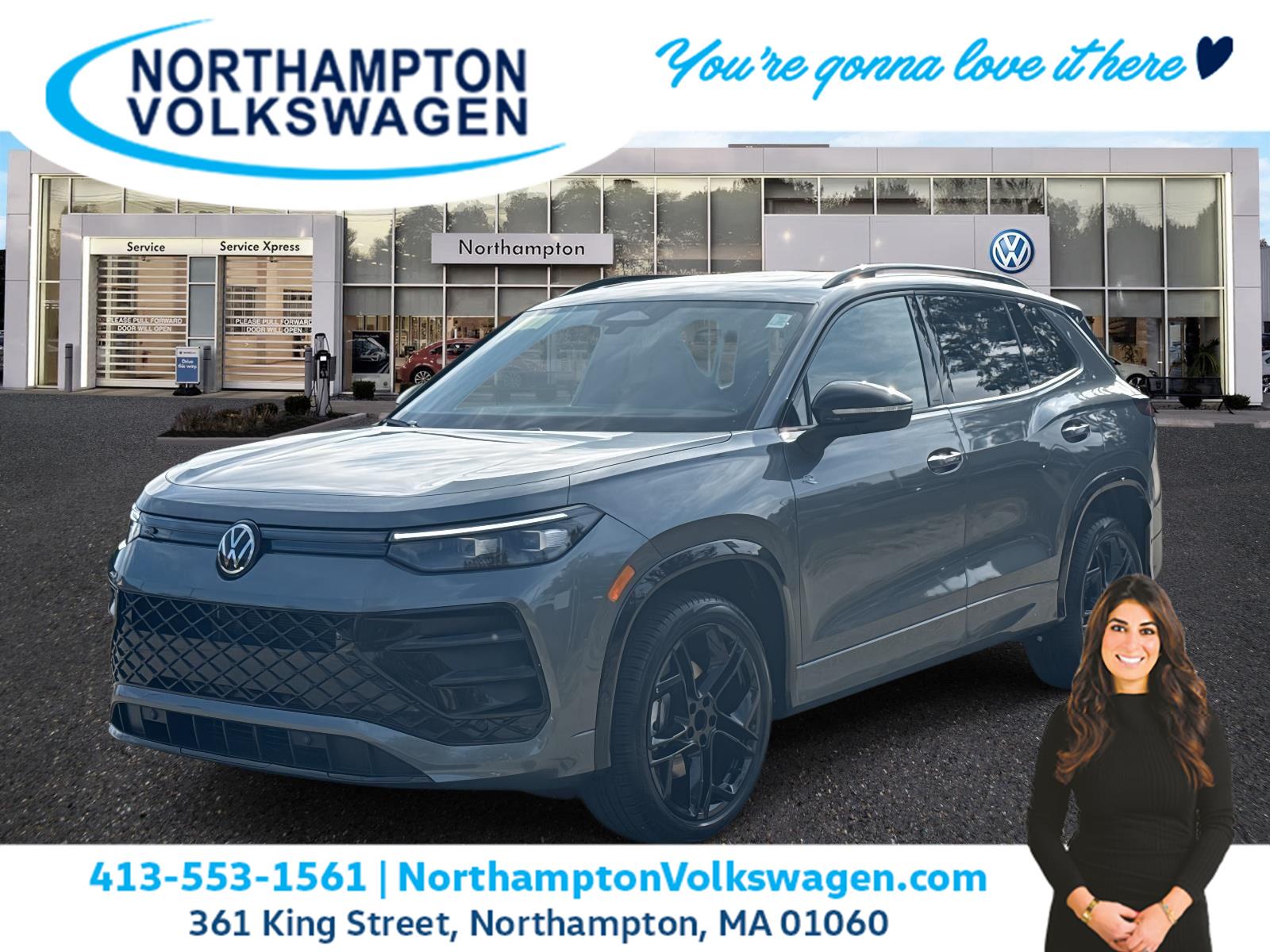 2025 Volkswagen Tiguan SE R-LINE BLACK's photo