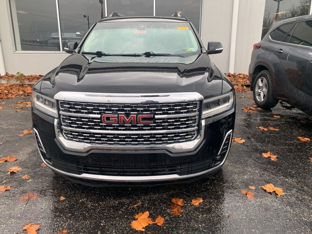 2022 Gmc Acadia Denali photo 2