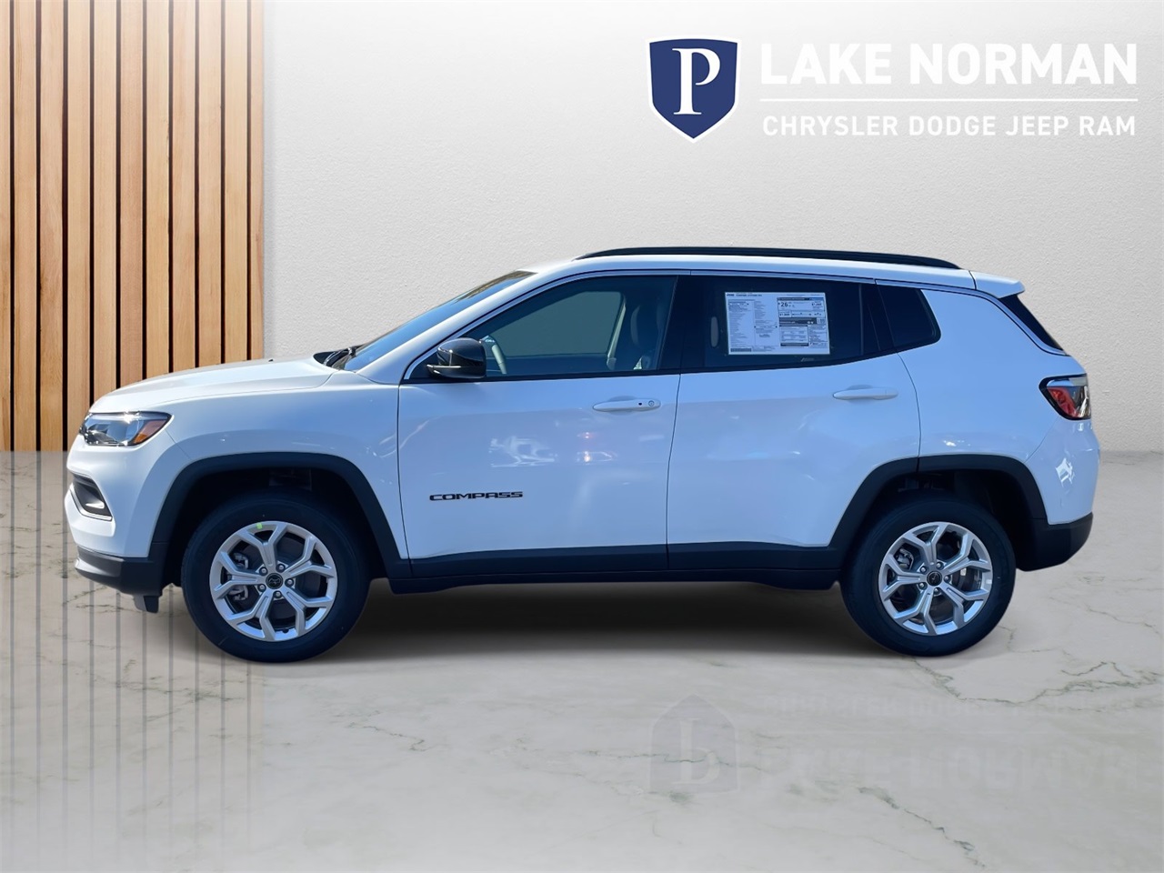 2026 Jeep Compass Latitude photo 3
