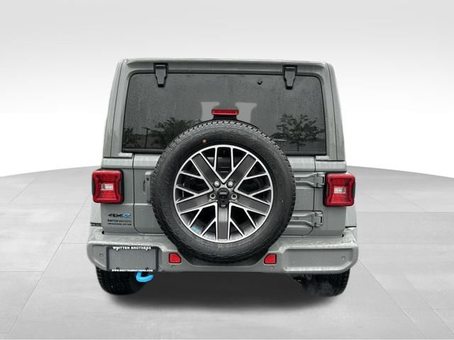 2022 Jeep Wrangler Unlimited Sahara High Altitude 4xe photo 5