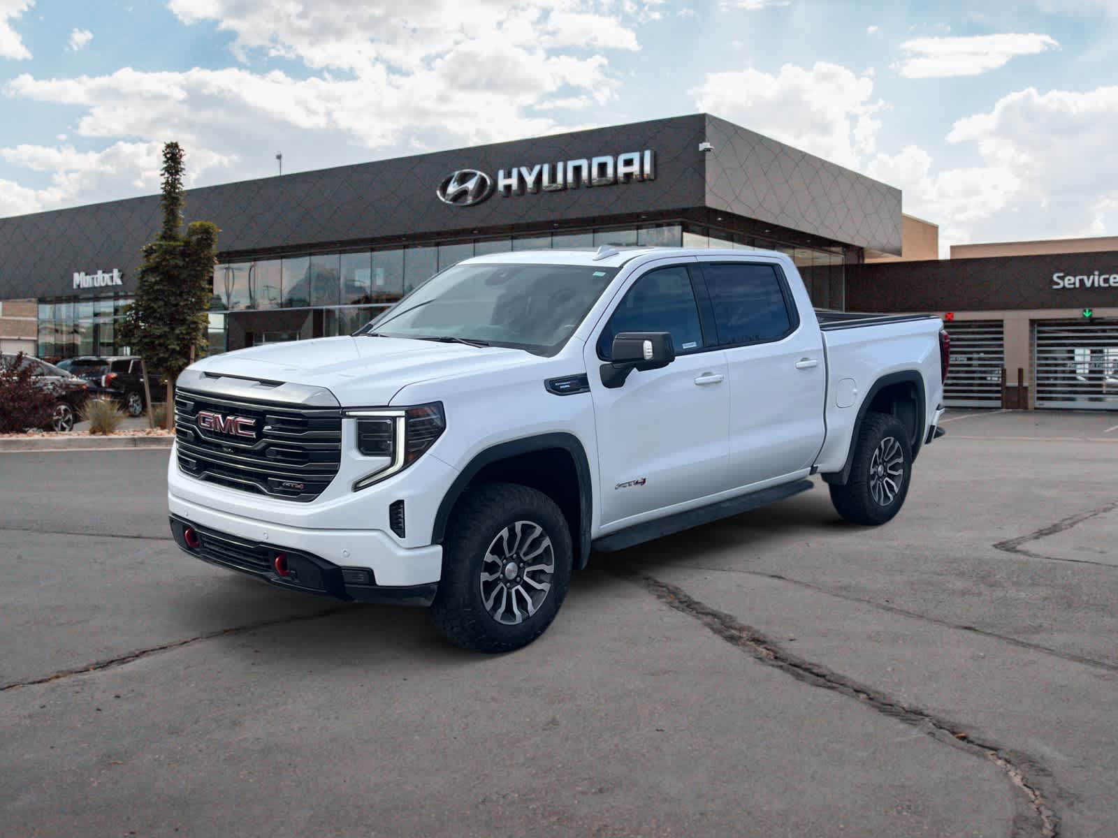 2022 GMC Sierra 1500 AT4's photo