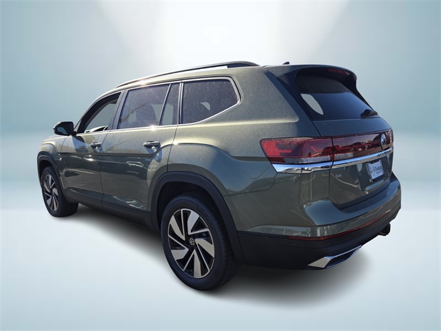 2026 Volkswagen Atlas SE Technology photo 2