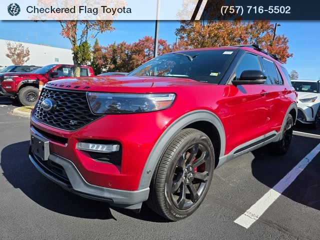 2020 Ford Explorer ST's photo