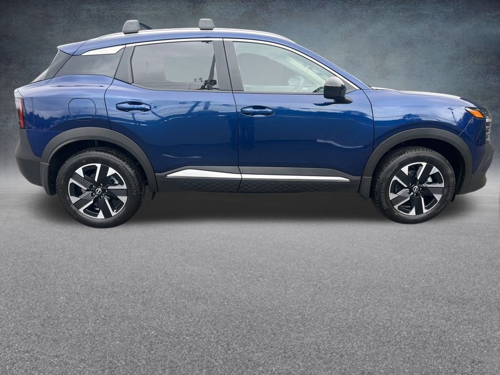 2026 Nissan Kicks SV photo 2