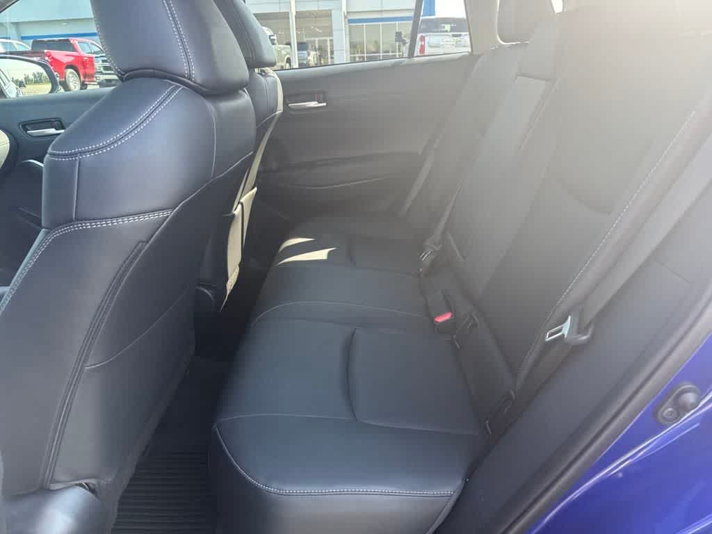 2024 Toyota Corolla Cross XLE photo 23