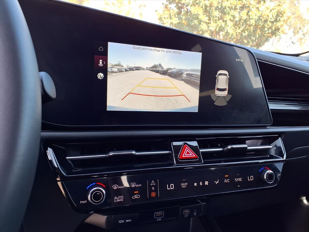 2025 Kia Niro EX photo 19