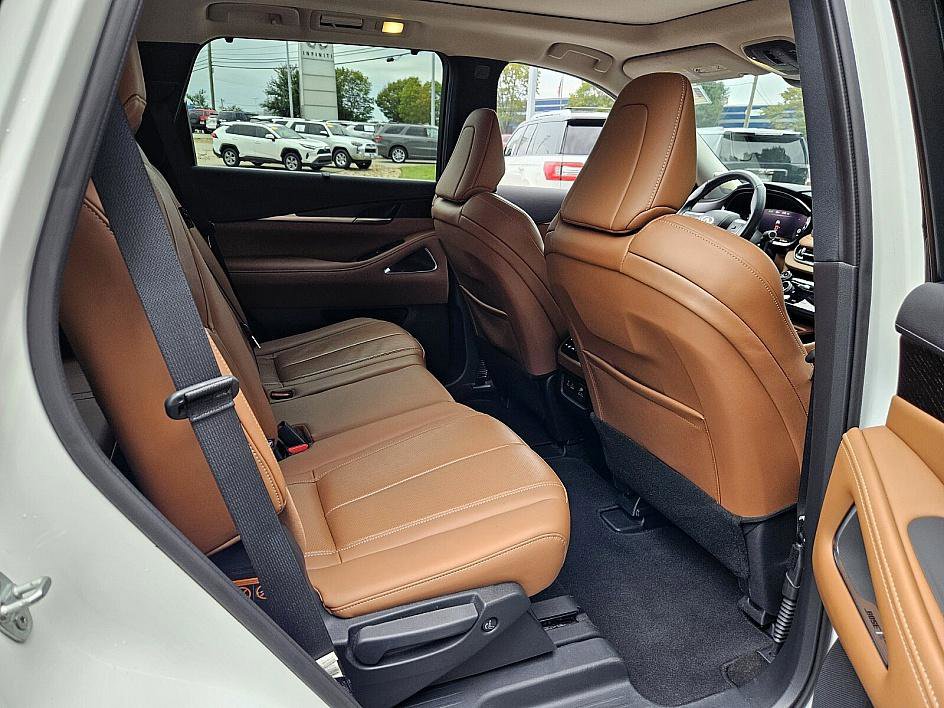 2023 Infiniti QX60 Sensory photo 14