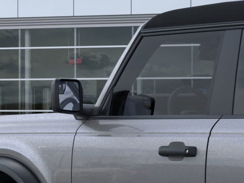 2025 Ford Bronco Base photo 21
