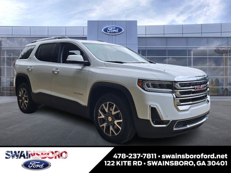 2023 GMC Acadia SLT's photo