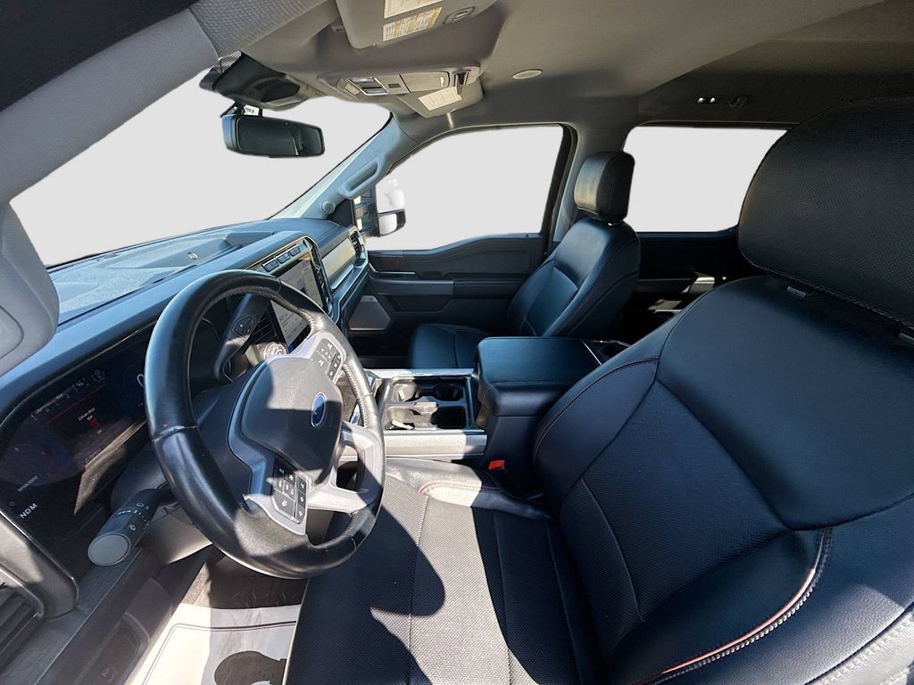 2023 Ford F-250 Lariat photo 22