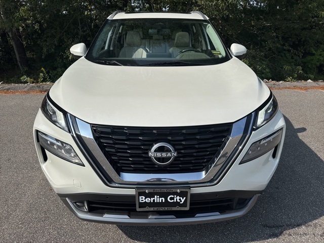 2023 Nissan Rogue SL photo 4