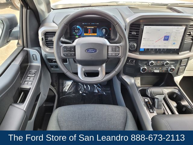 2025 Ford F-150 Lightning XLT photo 11