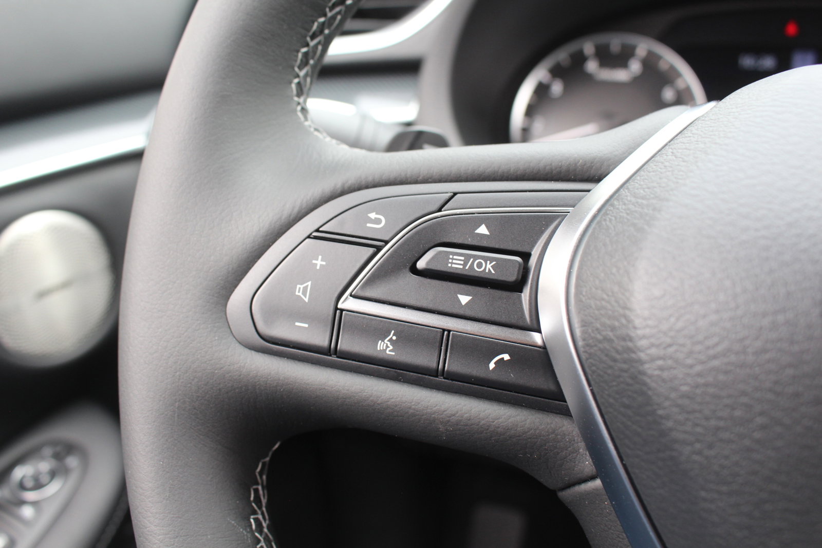 2025 Infiniti QX50 SPORT photo 22
