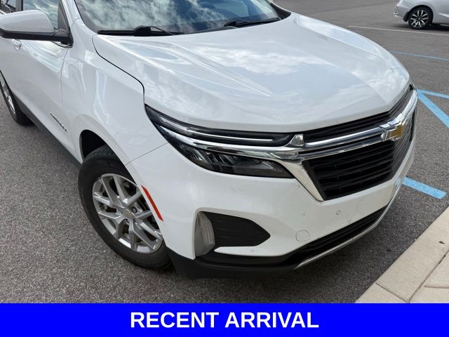 2023 Chevrolet Equinox LT photo 3