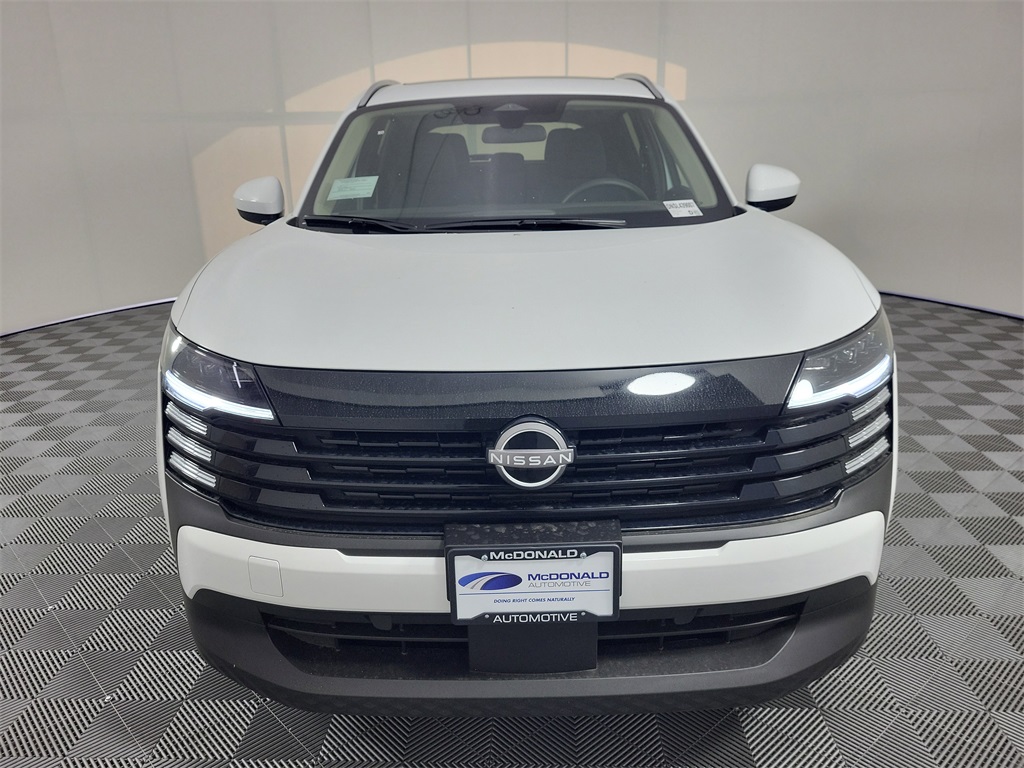 2025 Nissan Kicks SV photo 4