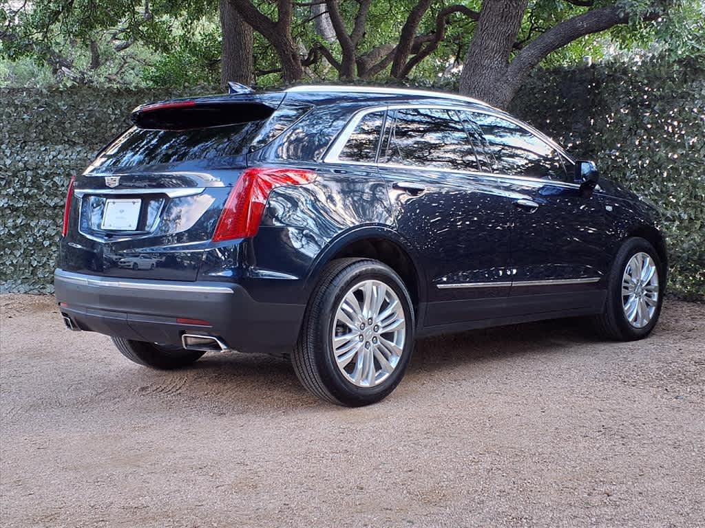 2017 Cadillac XT5 Premium Luxury photo 6