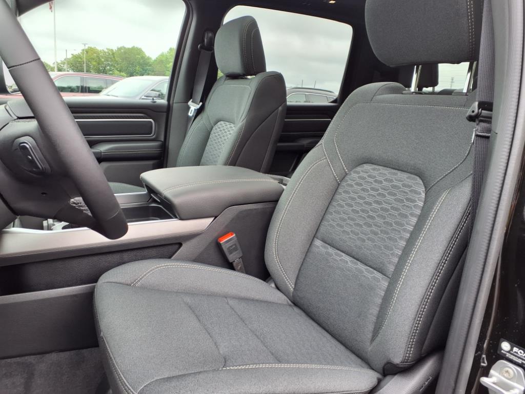 2025 Ram 1500 Big Horn Lone Star photo 13