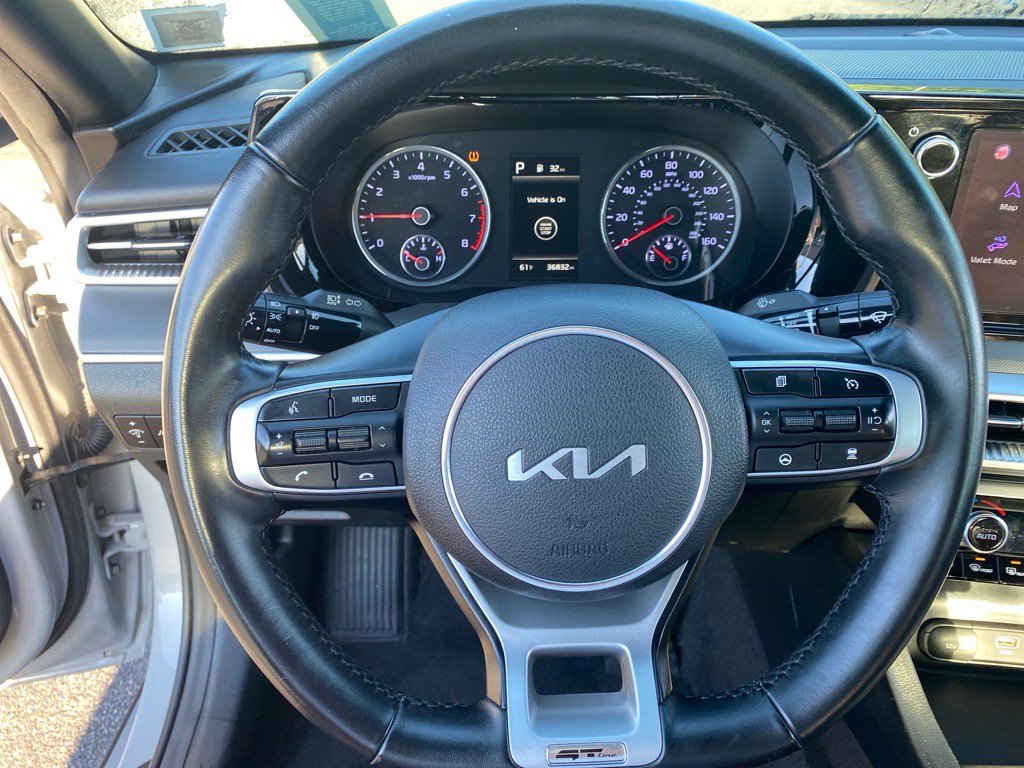 2023 Kia K5 GT-Line photo 10