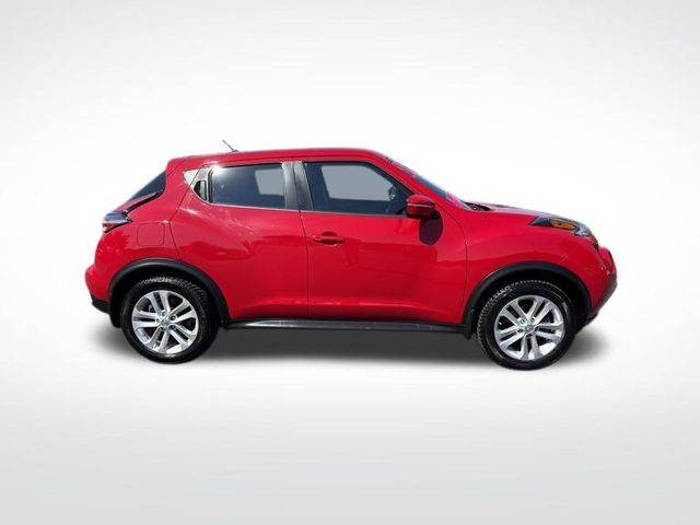 2016 Nissan Juke S photo 6