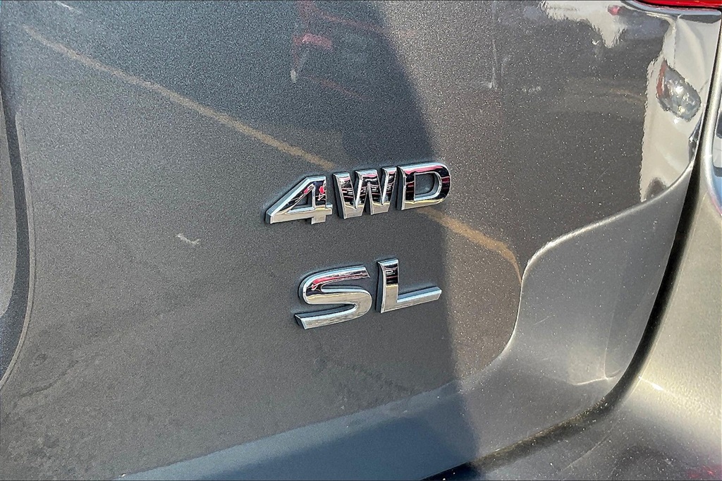 2019 Nissan Pathfinder SL photo 7